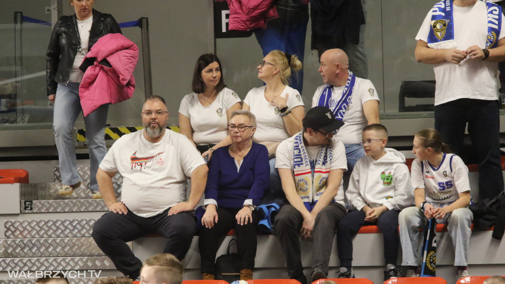 Górnik wygrywa z Arką