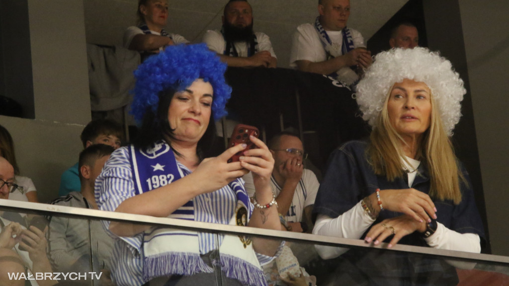 Górnik wygrywa z Arką