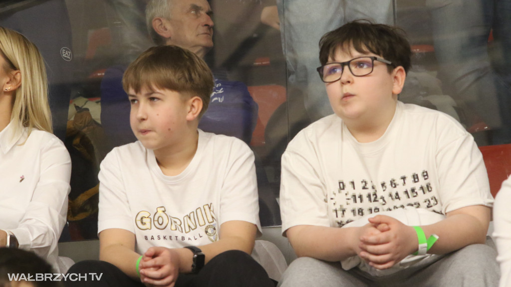 Górnik wygrywa z Arką