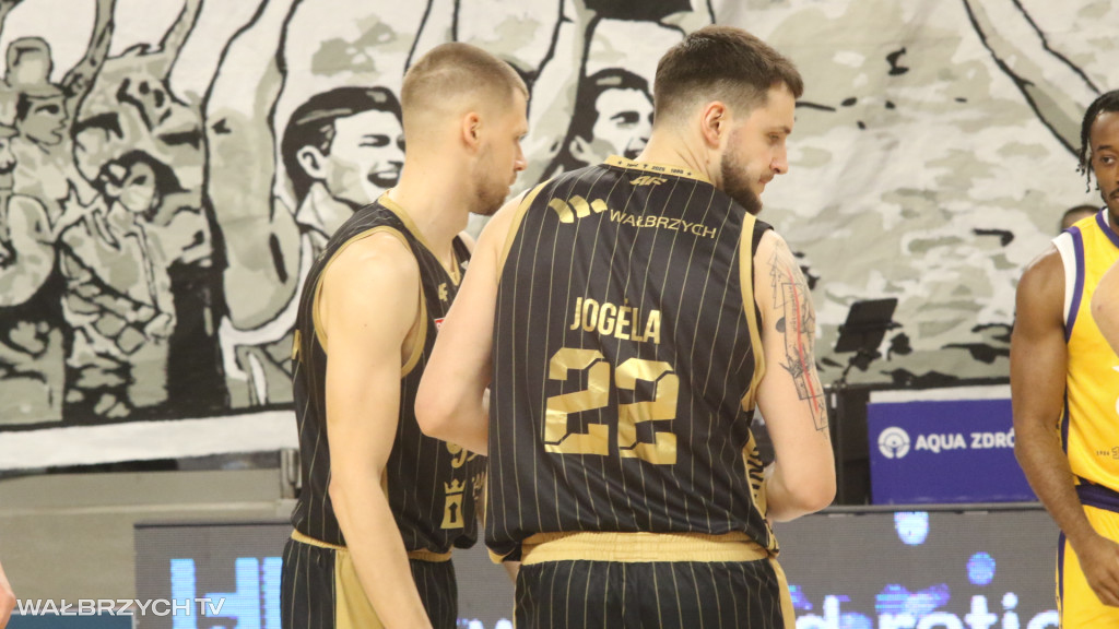 Górnik wygrywa z Arką