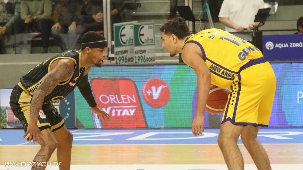 Górnik wygrywa z Arką