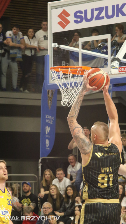 Górnik wygrywa z Arką