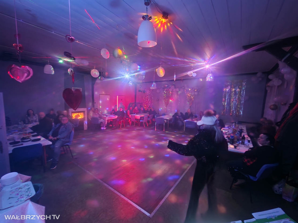 Charytatywne Disco dla Wioli