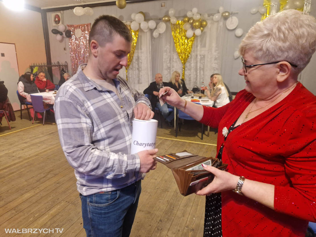 Charytatywne Disco dla Wioli