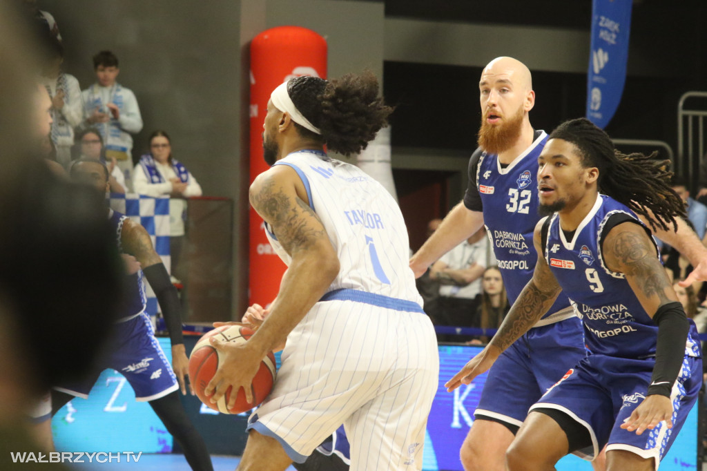 Górnik przegrał z Dąbrową Górniczą