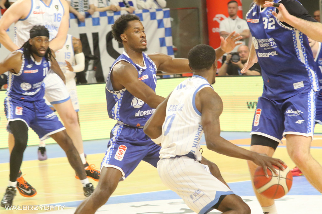 Górnik przegrał z Dąbrową Górniczą