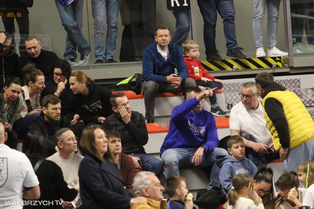 Górnik przegrał z Dąbrową Górniczą