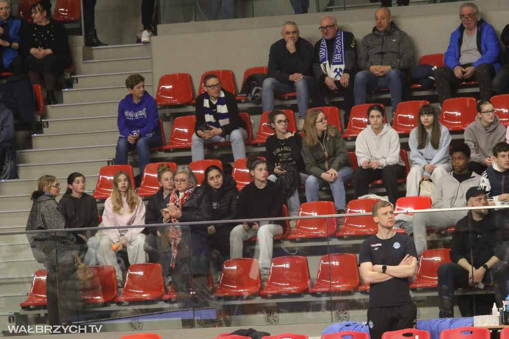 Górnik przegrał z Dąbrową Górniczą