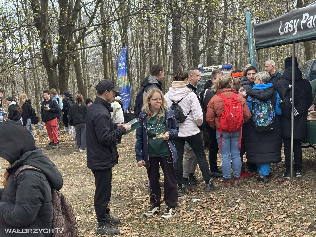 Wałbrzyszanie sprzątali i uczyli się ekologii