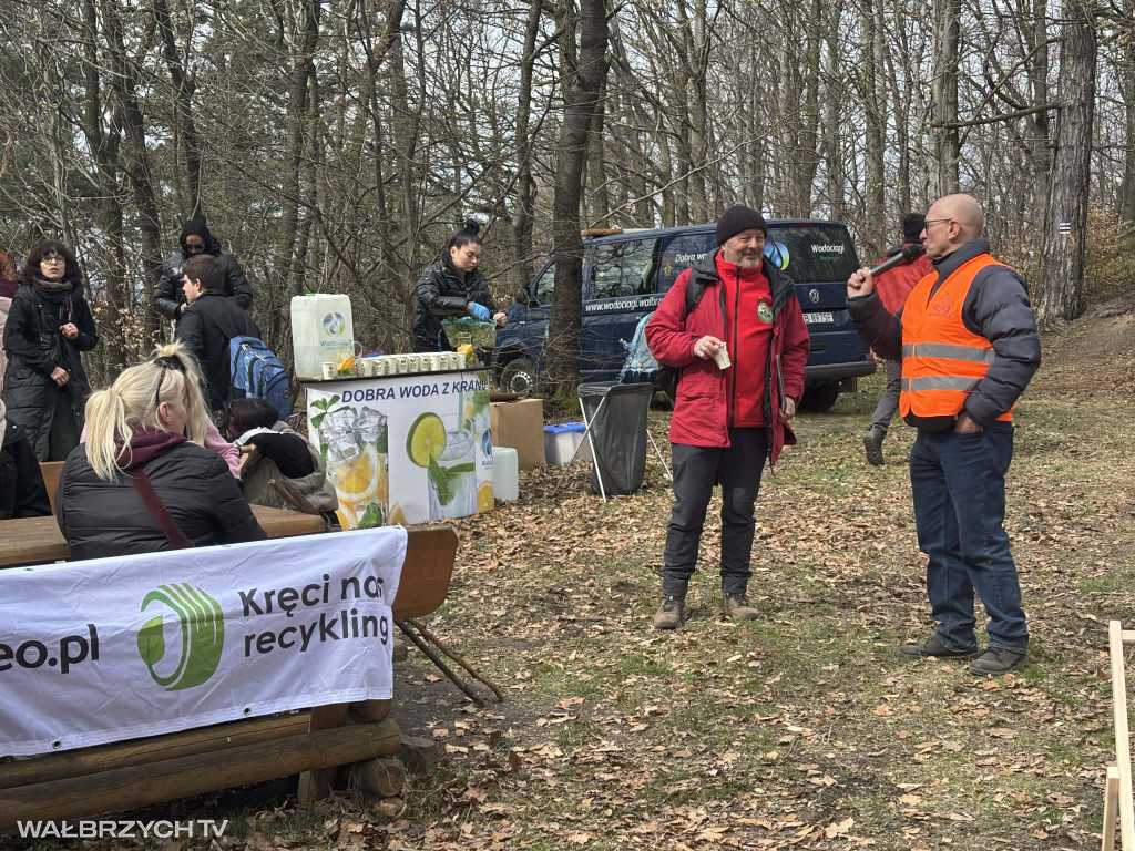 Wałbrzyszanie sprzątali i uczyli się ekologii