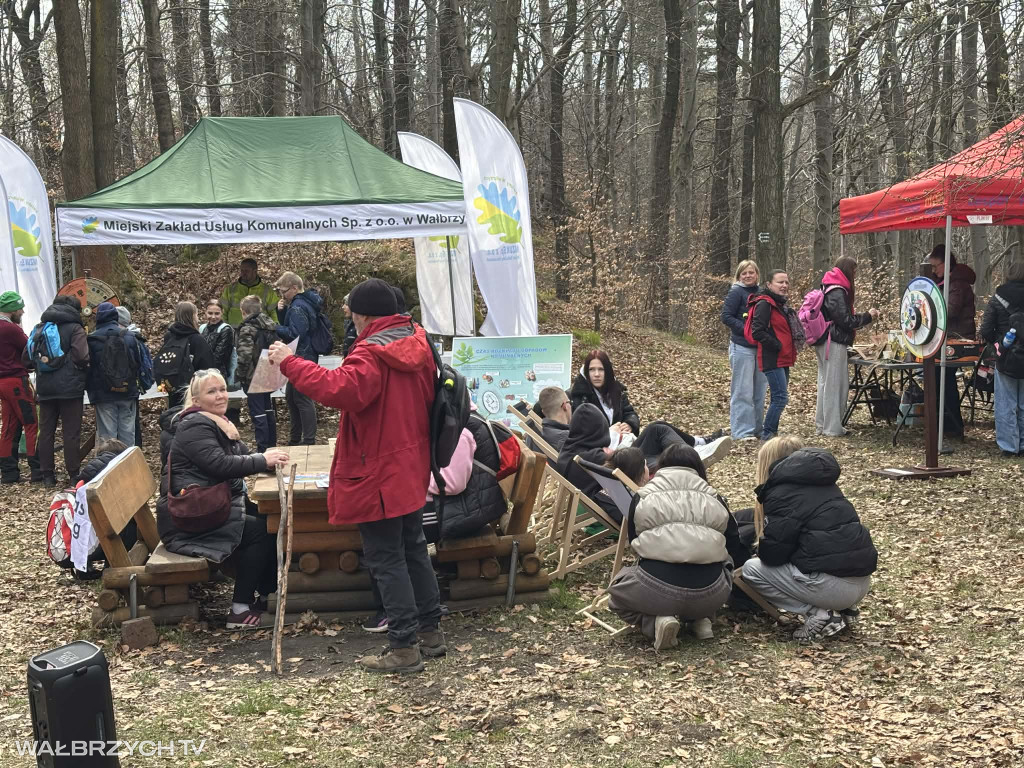 Wałbrzyszanie sprzątali i uczyli się ekologii