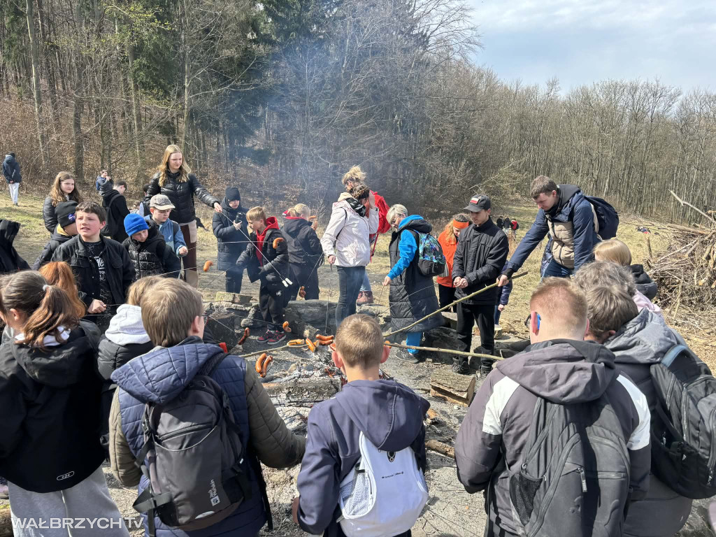 Wałbrzyszanie sprzątali i uczyli się ekologii