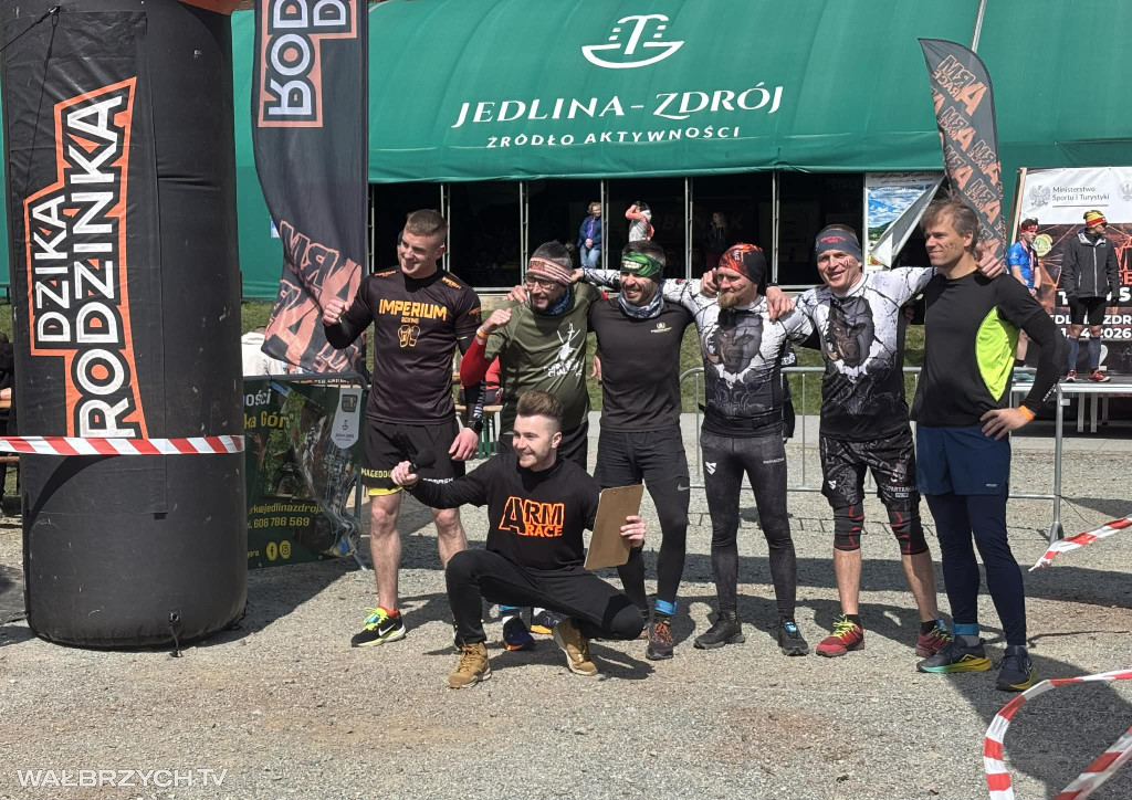 Ekstremalny Bieg Arm Race: Pierwszy dzień za nami