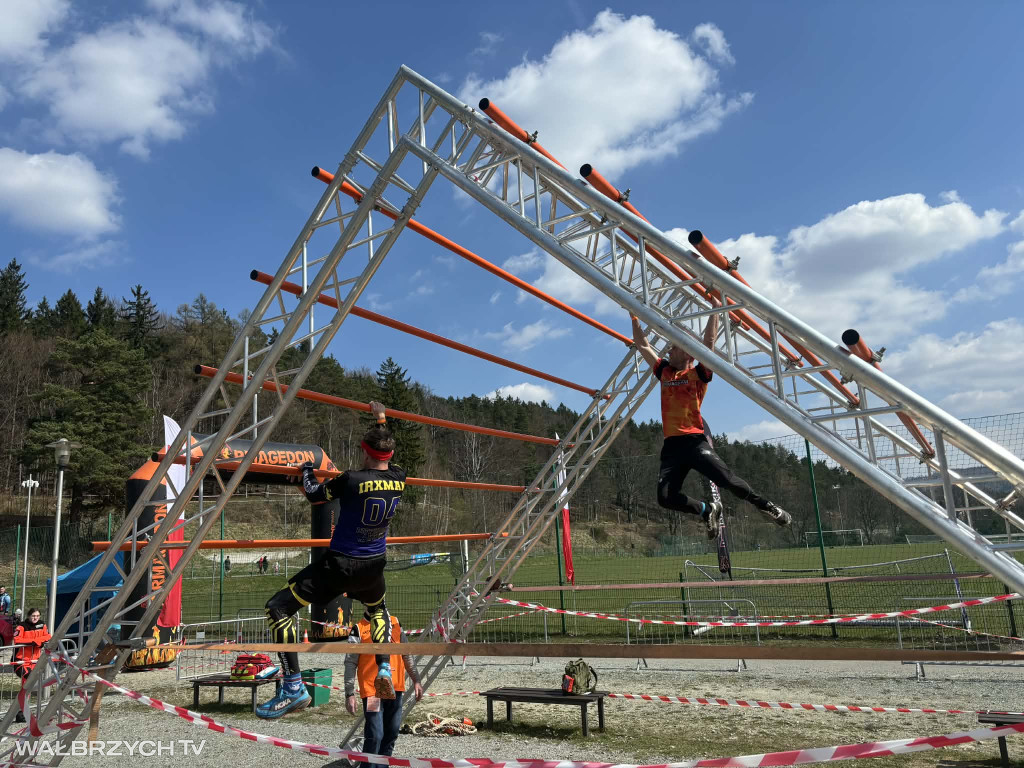 Ekstremalny Bieg Arm Race: Pierwszy dzień za nami