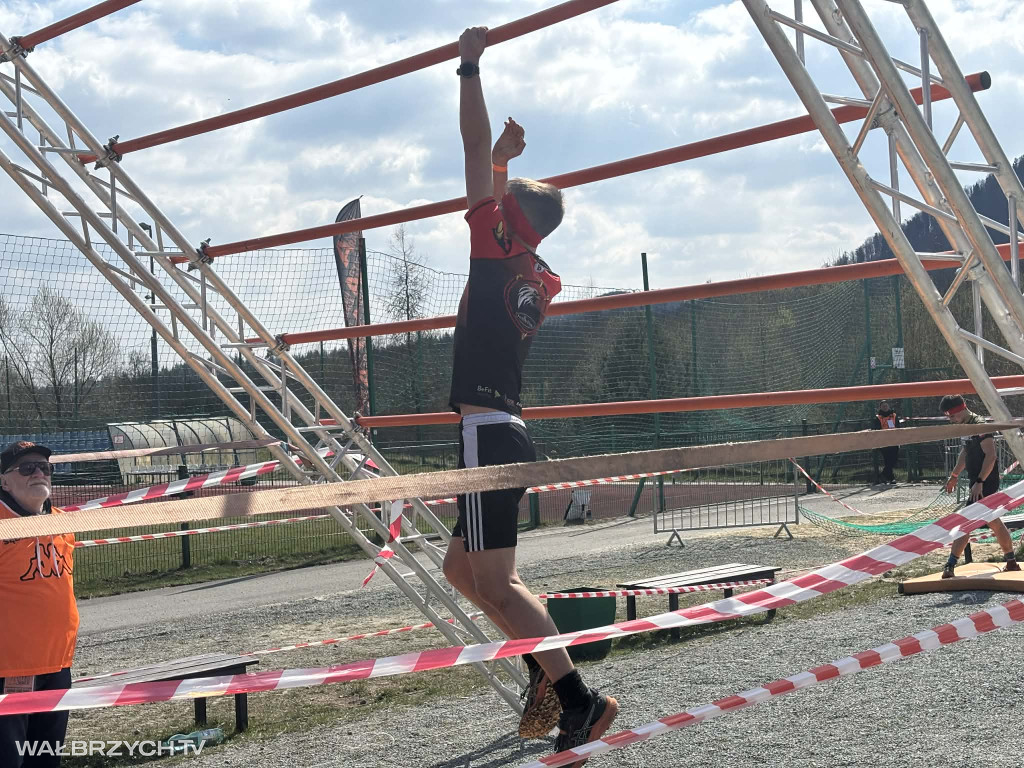 Ekstremalny Bieg Arm Race: Pierwszy dzień za nami