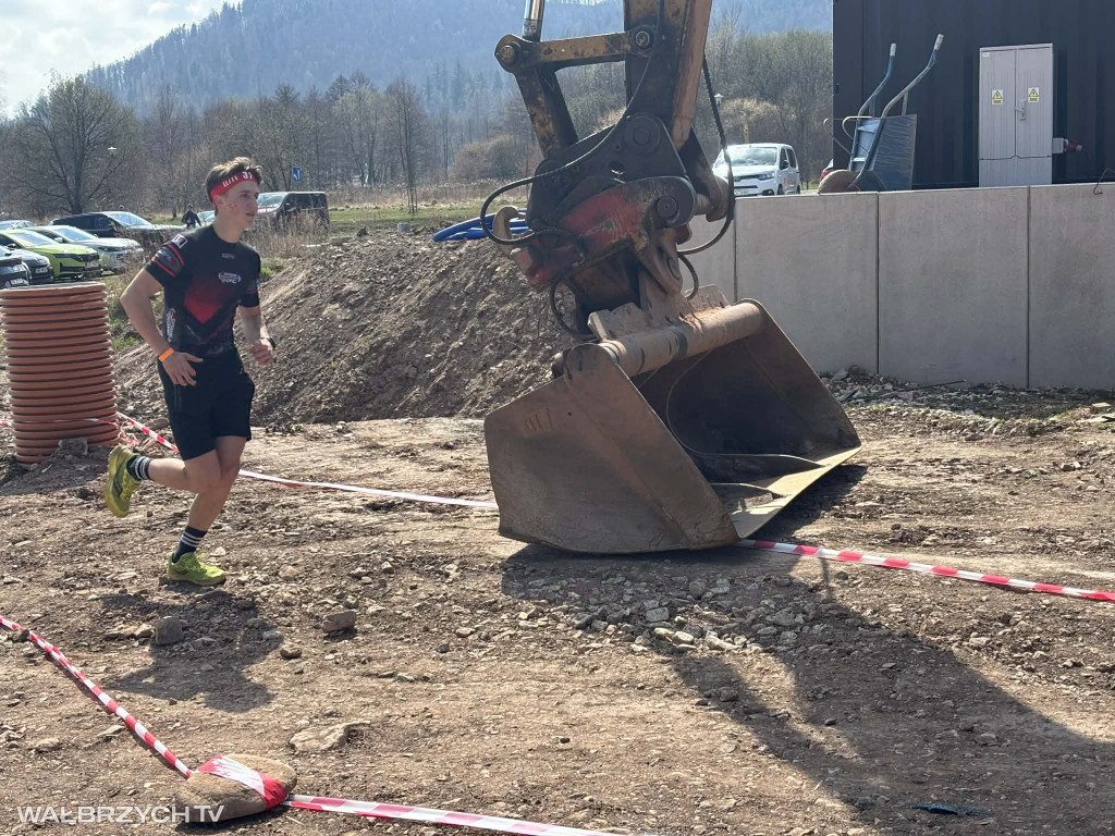 Ekstremalny Bieg Arm Race: Pierwszy dzień za nami