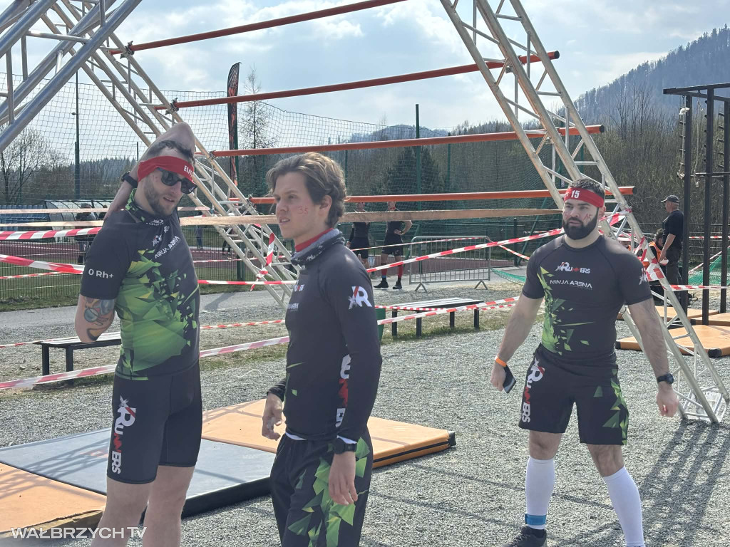 Ekstremalny Bieg Arm Race: Pierwszy dzień za nami