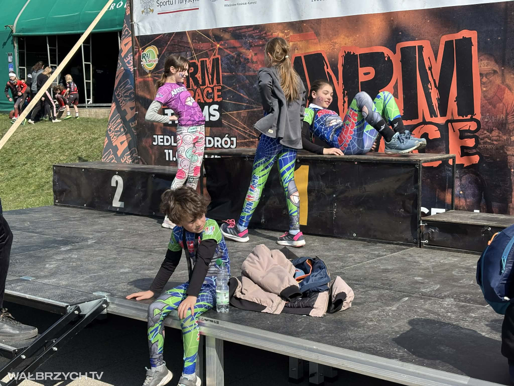 Ekstremalny Bieg Arm Race: Pierwszy dzień za nami