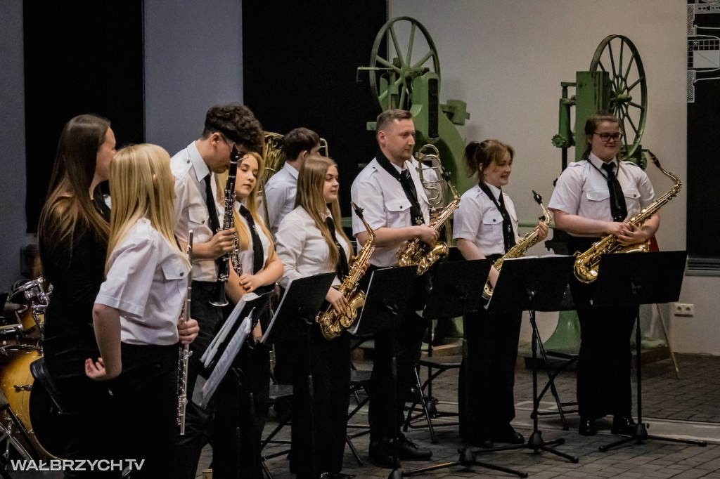 Orkiestra Dęta zagrała w Starej Kopalni