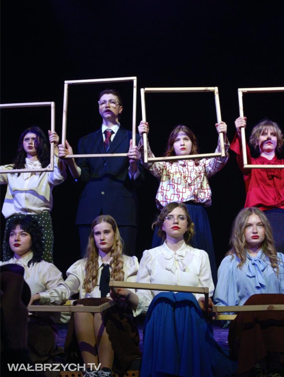 I LO: młodzi nie pytają o przyszłość tylko ją grają