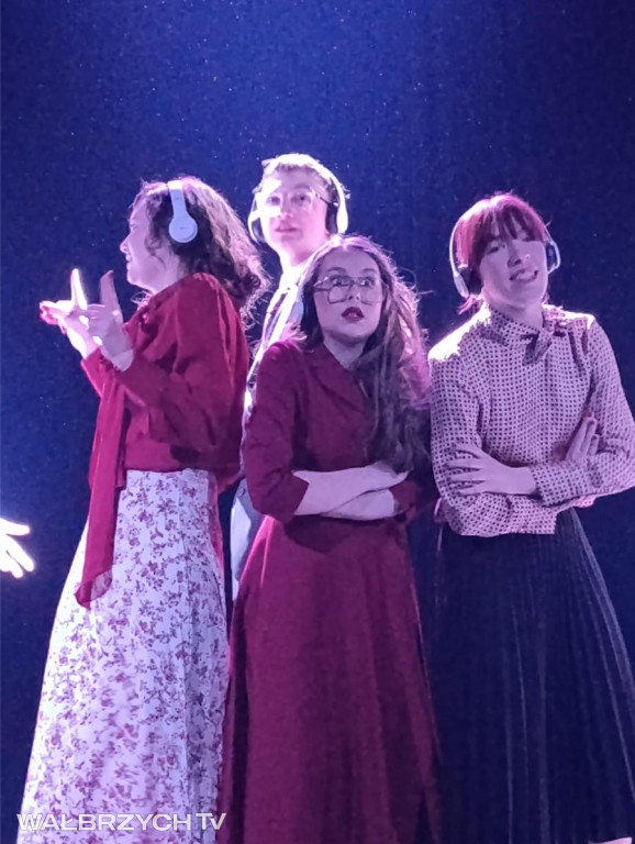 I LO: młodzi nie pytają o przyszłość tylko ją grają