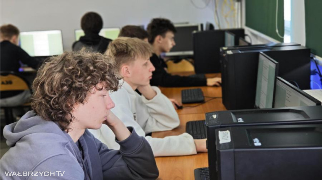 Młodzież z Wałbrzycha nie czeka aż świat ich dogoni