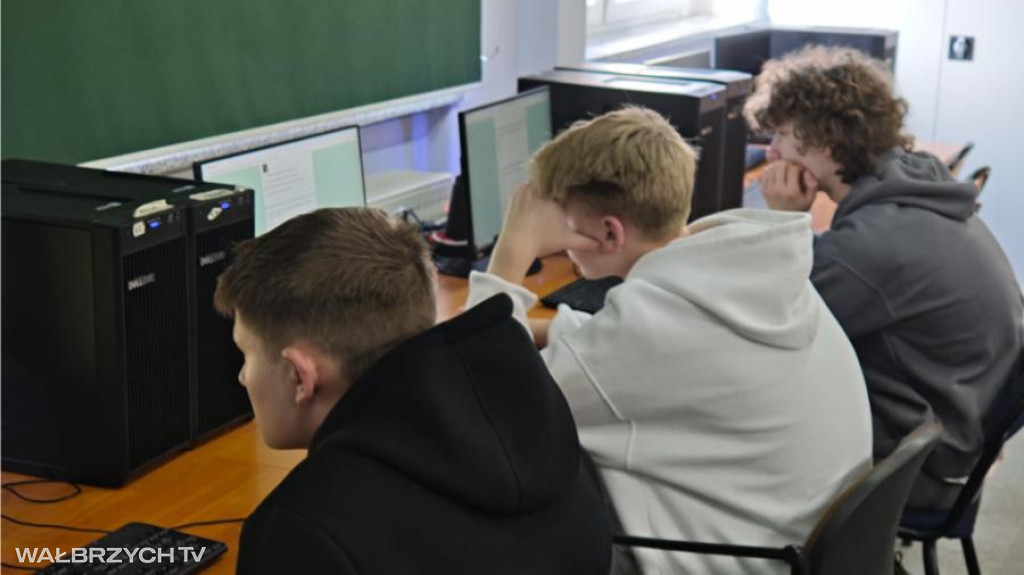 Młodzież z Wałbrzycha nie czeka aż świat ich dogoni