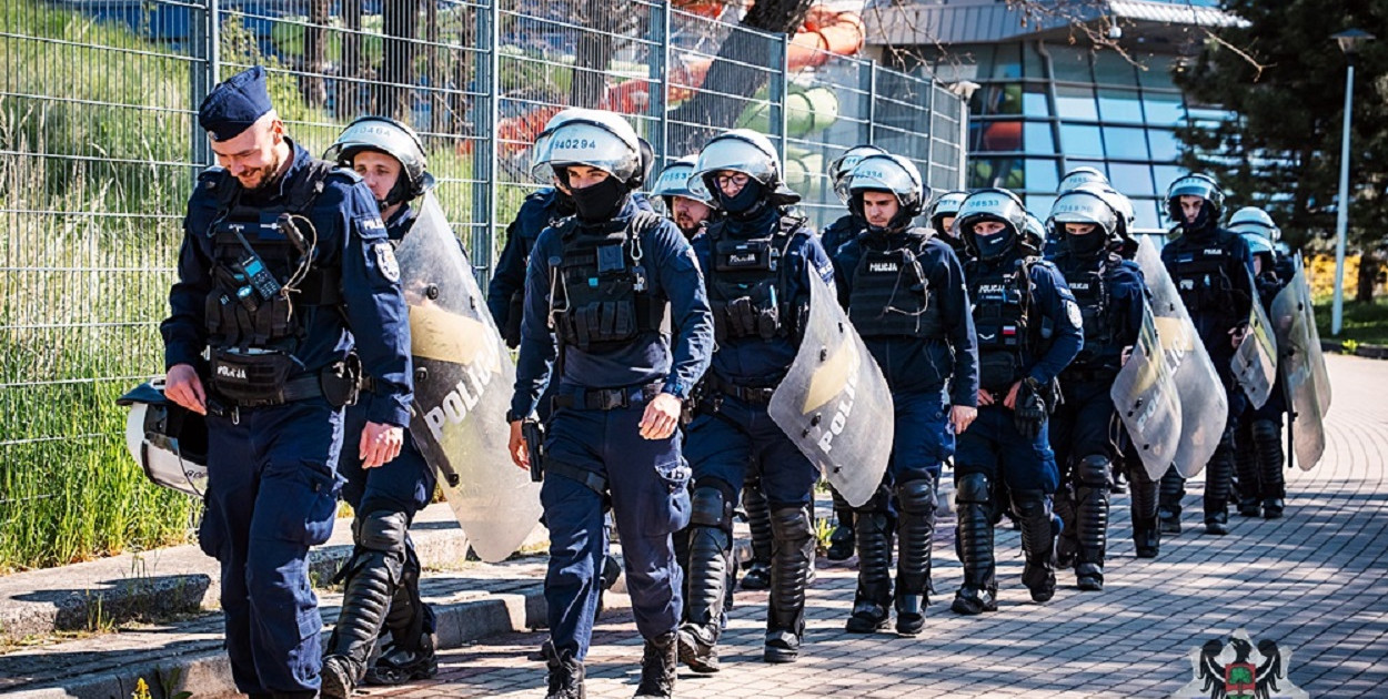 Trenowali m.in jak rozdzielić kibiców