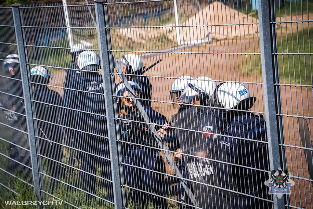 Trenowali m.in jak rozdzielić kibiców
