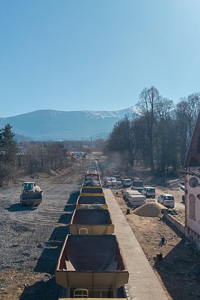 Pierwszy pociąg od 25 lat dojechał do Karpacza-124