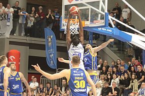 Górnik Wałbrzych vs Arka Gdynia-300