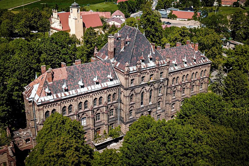 Mokrzeszów - pałac, który milczy zbyt głośno