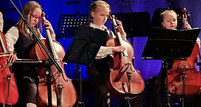 Muzyka, która buduje wrażliwość – 5 lat Szkoły Muzycznej Clever-16997