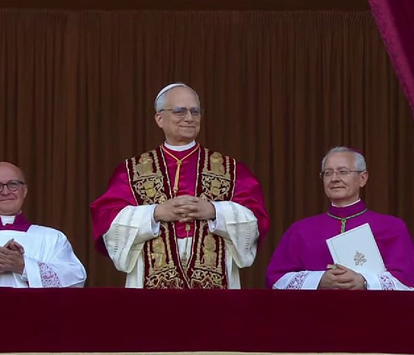 Nowy papież ukazał się światu. Takie przyjął imię!-17041