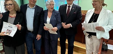 Seniorzy zasługują na więcej niż dziękuję. Starostwo daje im zdrowie-17076