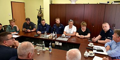 Walim: Spotkanie sołtysów z policją-17157