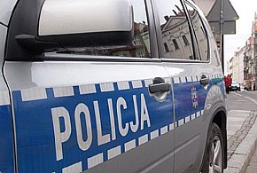 79-latka straciła 30 tys. zł. Oszukana na policjanta-17276