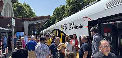  Po 25 latach pociągi wracają do Karpacza-17847