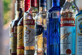 Piwo i wódka znikną ze stacji paliw? Ten pomysł znów jest na stole-18062