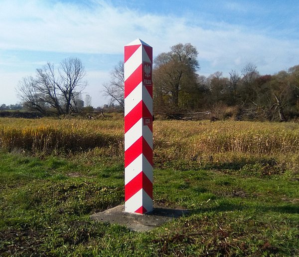 Nie każdy przejedzie bez zatrzymania. Wracają kontrole na granicach Polski-18165