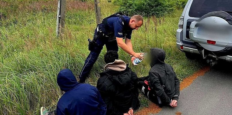 Świdniccy policjanci zatrzymali imigrantów - 18399