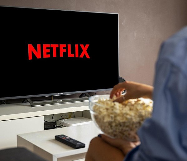 Netflix pod lupą UOKiK. Czy klienci dostaną zwrot pieniędzy?-19362