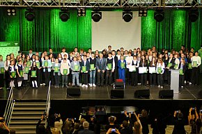 Stypendia dla najzdolniejszych uczniów i studentów-721