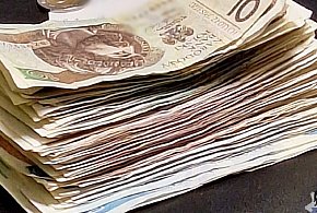 Niedoszły inwestor okradł własną matkę na 9 tys zł-20505