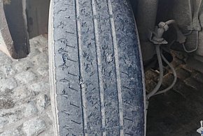 Jazda na zużytych oponach - to mogło skończyć się żle-20984