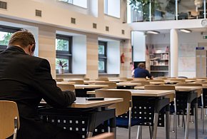 Zmiany w przepisach o wynagrodzeniach. Zapłacą za gotowość do pracy-21056