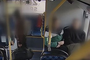 Agresywni pasażerowie wyproszeni z autobusu w Wałbrzychu-21119