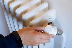 Kaloryfer zakręcony? I tak zapłacisz. Nowe prawo uderzy w lokatorów-21422