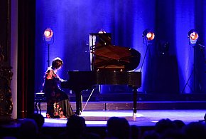 Muzyczne pożegnanie z Polską i regionem wałbrzyskim-22426