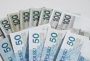 Rodzice muszą pamiętać o tej dacie. Chodzi o wypłaty 800 plus